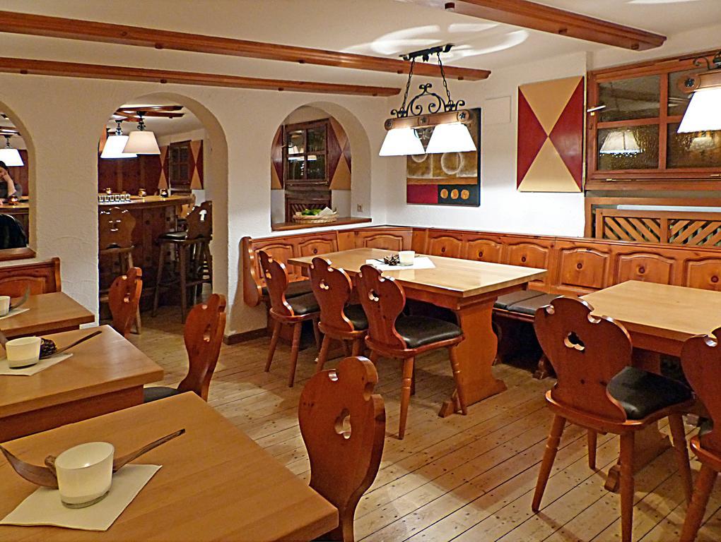 Hotel-Restaurant Schwyzerhuesli Viernheim Exterior foto