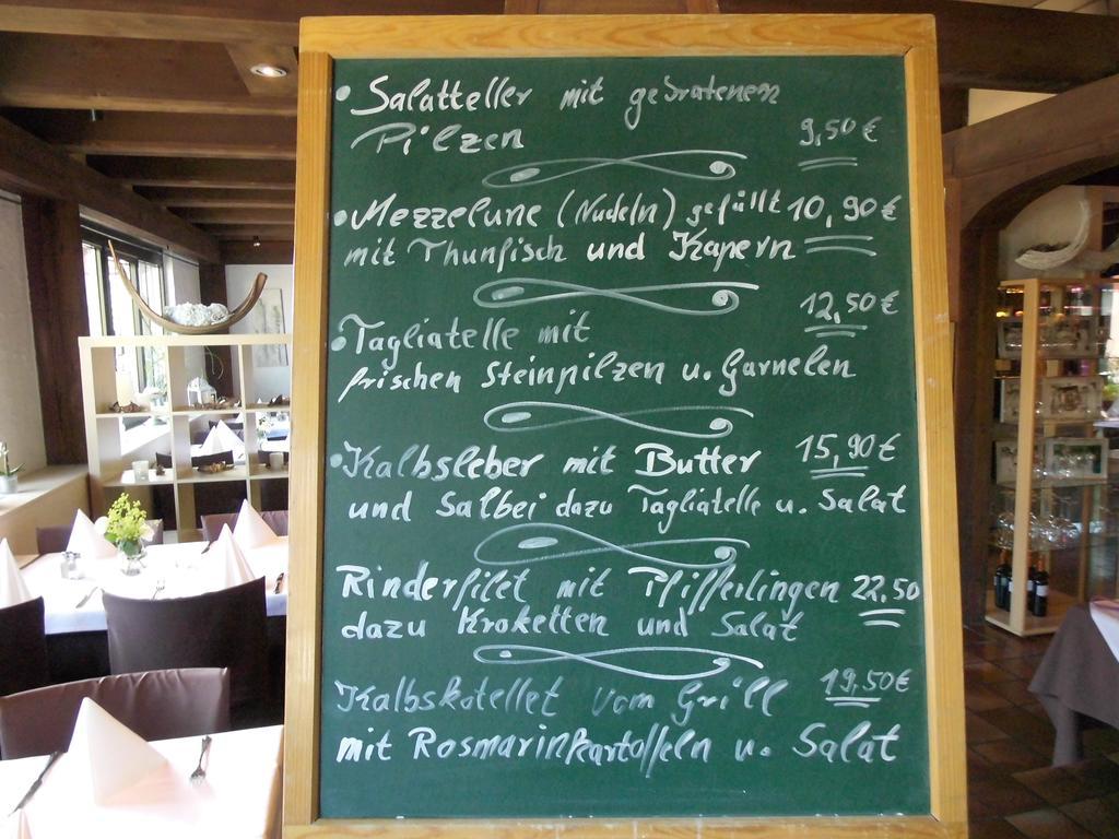 Hotel-Restaurant Schwyzerhuesli Viernheim Exterior foto